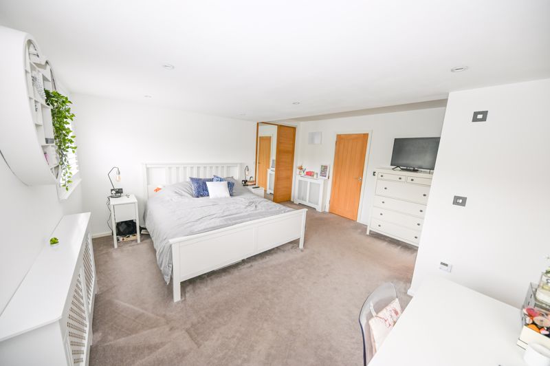 Green Lane Clanfield